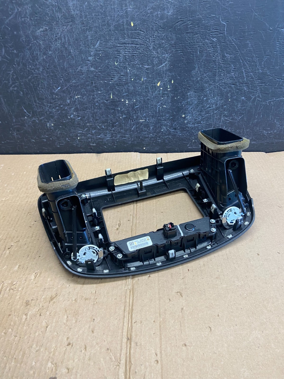 2015 to 2016 Chrysler 200 Radio Dash Bezel Trim Vent Hazard Panel ae3905 DG6