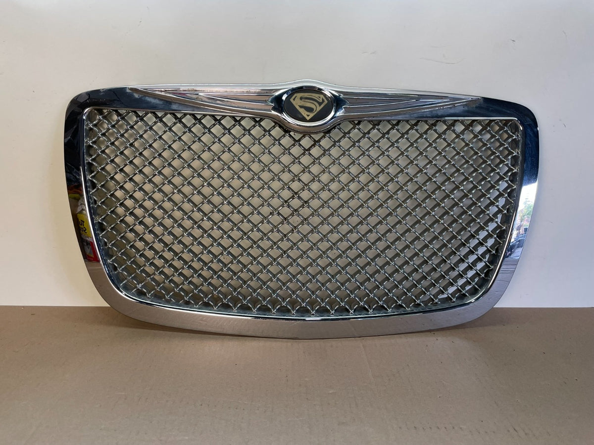 2005 to 2010 Chrysler 300 300C Front Grille Grill Chrome AI0689 DW0
