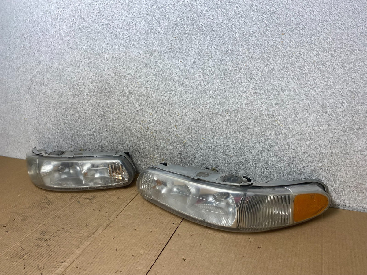 1997-2005 Buick Century Left+Right Side Headlights Halogen AI6789 DW1
