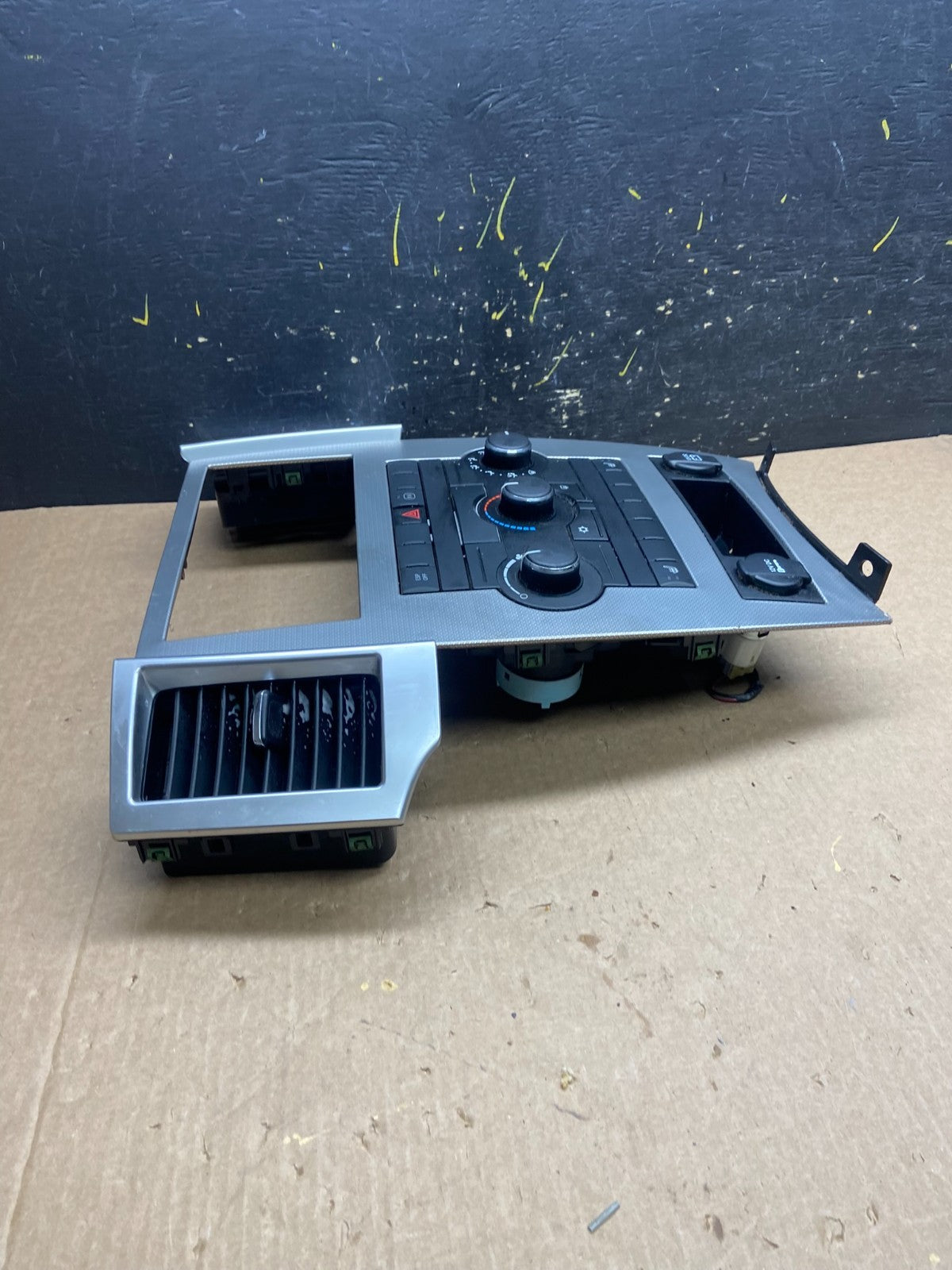 2008 2009 2010 Jeep Commander Grand Cherokee A/C Climate Control Bezel X6628 DG2