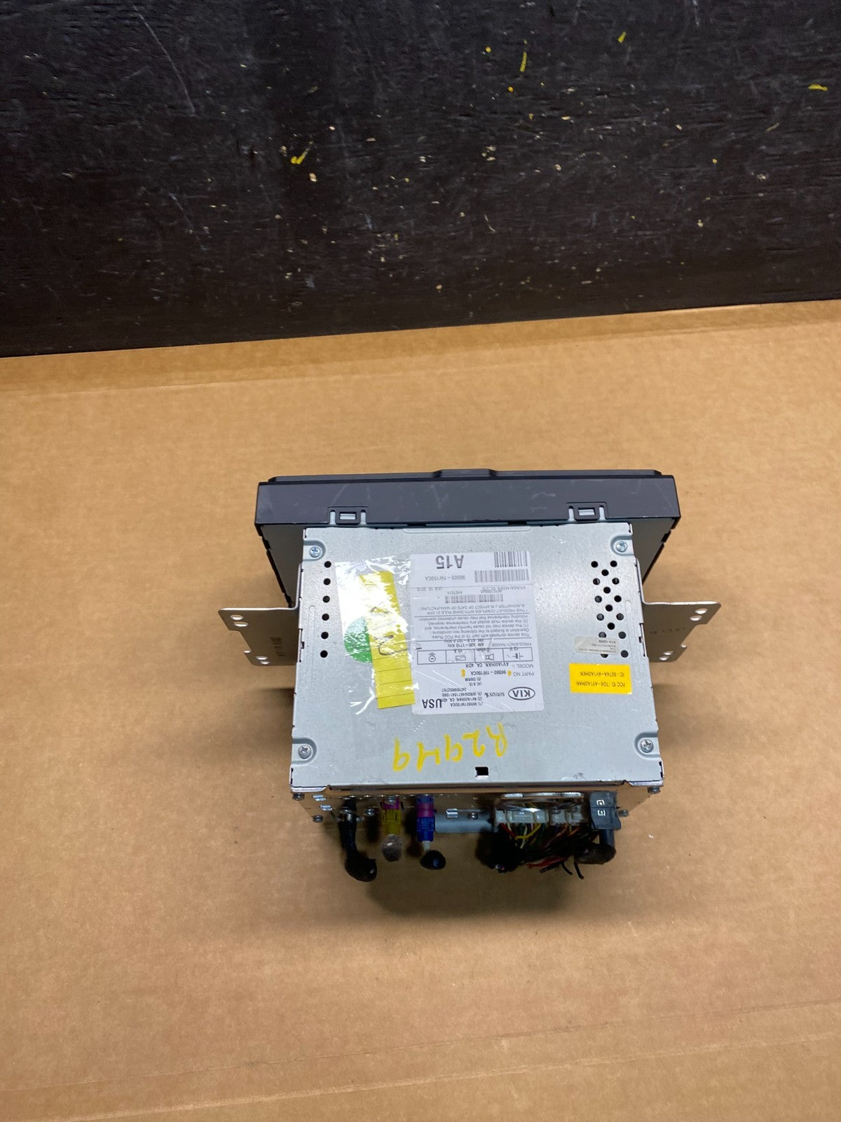 2012 to 2015 Kia Rio Am Fm Cd Player Screen Radio Receiver OEM R2949 DG5