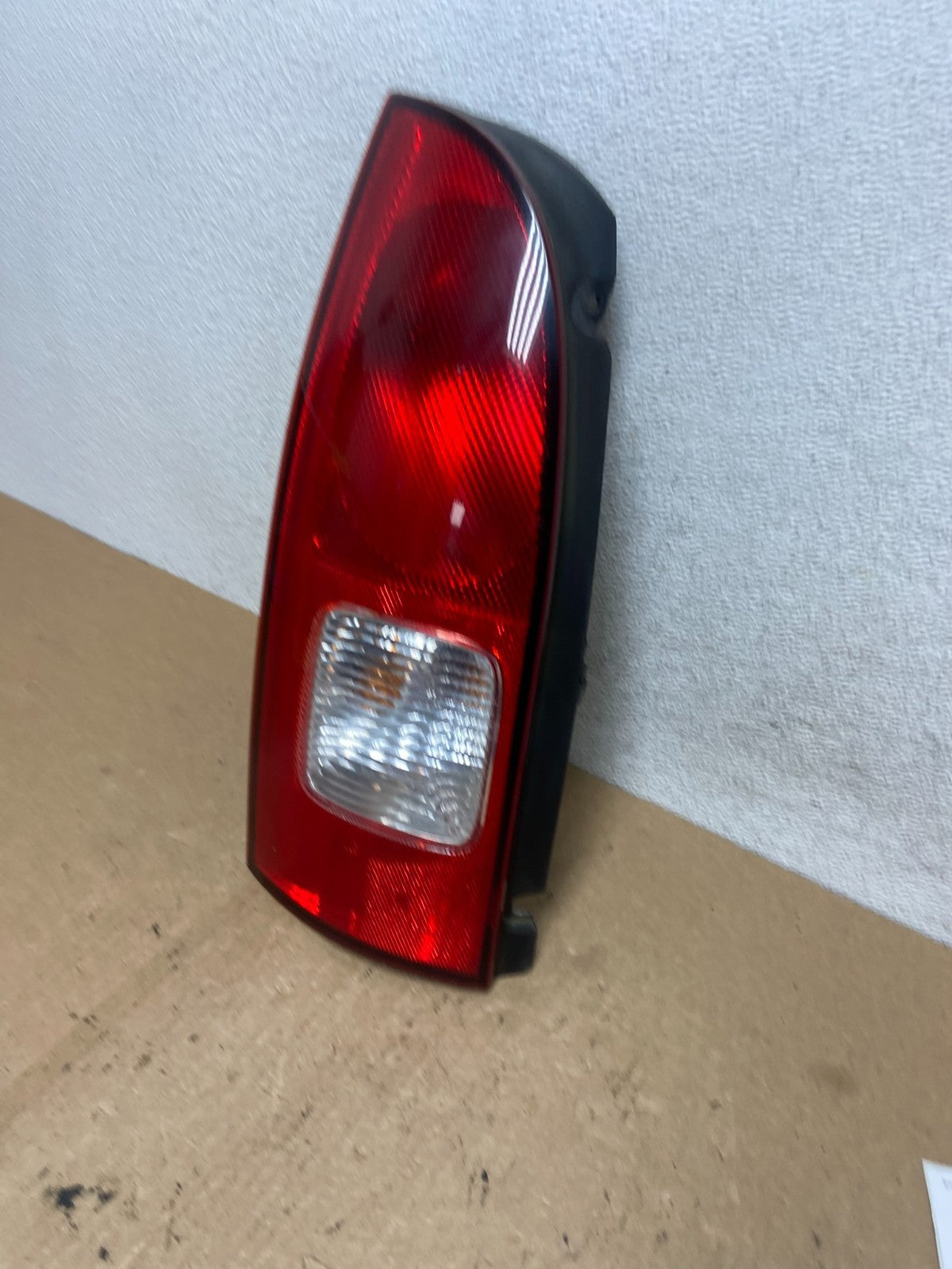 2001 to 2002 Nissan Quest Left Driver Side Tail Light AF9793 PS1