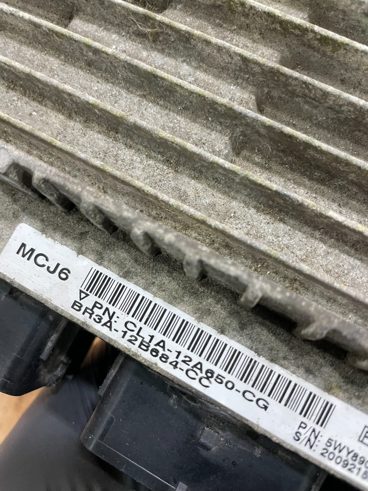 2012 to 2014 Ford Expedition Engine Control Computer Module ECM ECU OEM V2142 DW3