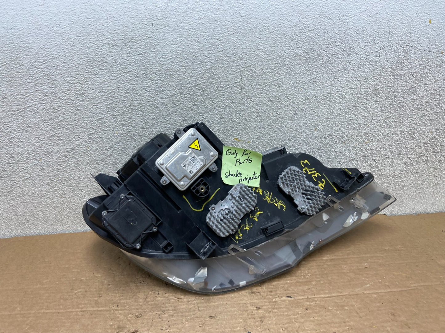 2011 to 2013 BMW X5 Left Driver LH Side Headlight Xenon HID OEM Z3173 DW5