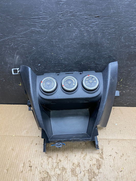 2011 to 2017 Mitsubishi Outlander Sport Climate Control Panel W/ Bezel V7412 DG0
