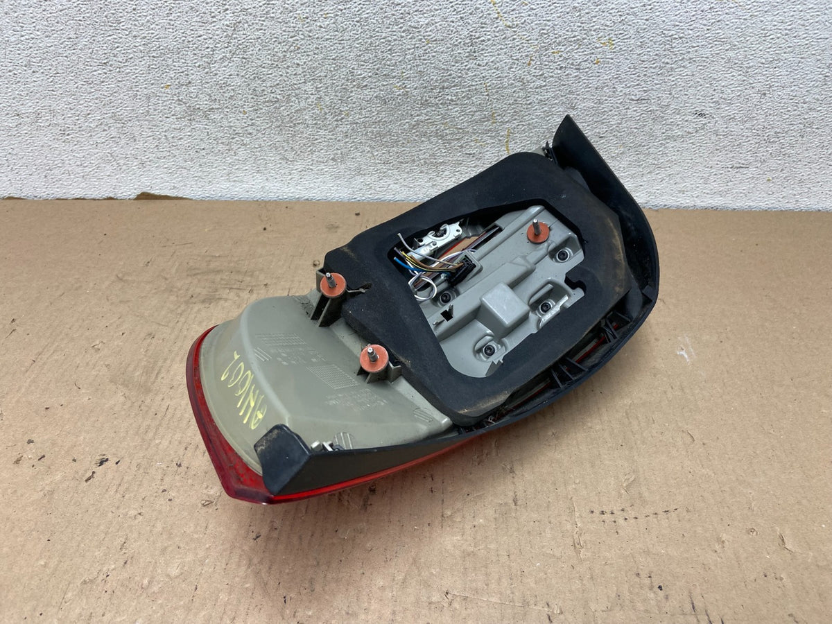 2011 - 2013 BMW 3 Coupe 328i 335i M3 E92 Left Driver Tail Light AH1002 DG3