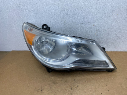 2009 to 2014 Volkswagen Routan Right Passenger Halogen Headlight AD5236 DW1