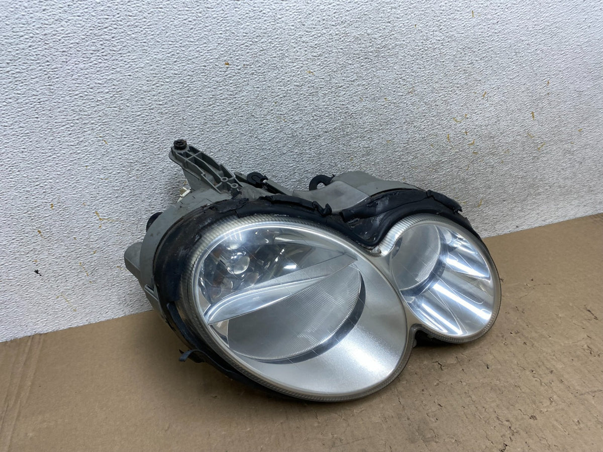 2003-2005 Mercedes Benz W209 CLK Right Passenger Halogen Headlight AJ2265 DW2