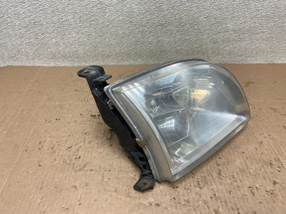 2001 to 2004 Toyota Sequoia Right Passenger RH Side Headlight Halogen Y0391 DW2