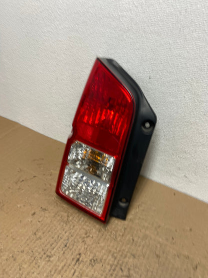 2005 to 2012 Nissan Pathfinder Tail light Left Driver Lh Side Oem AC4152 LK1