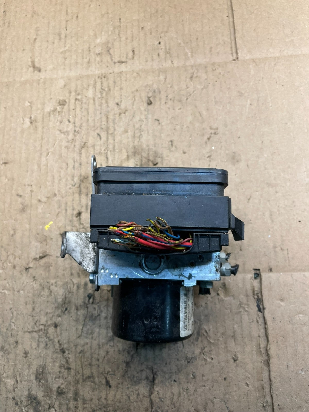 2006 to 2011 BMW 328i 330i ABS Anti-Lock Brake Pump 6771824 W1166 DG1
