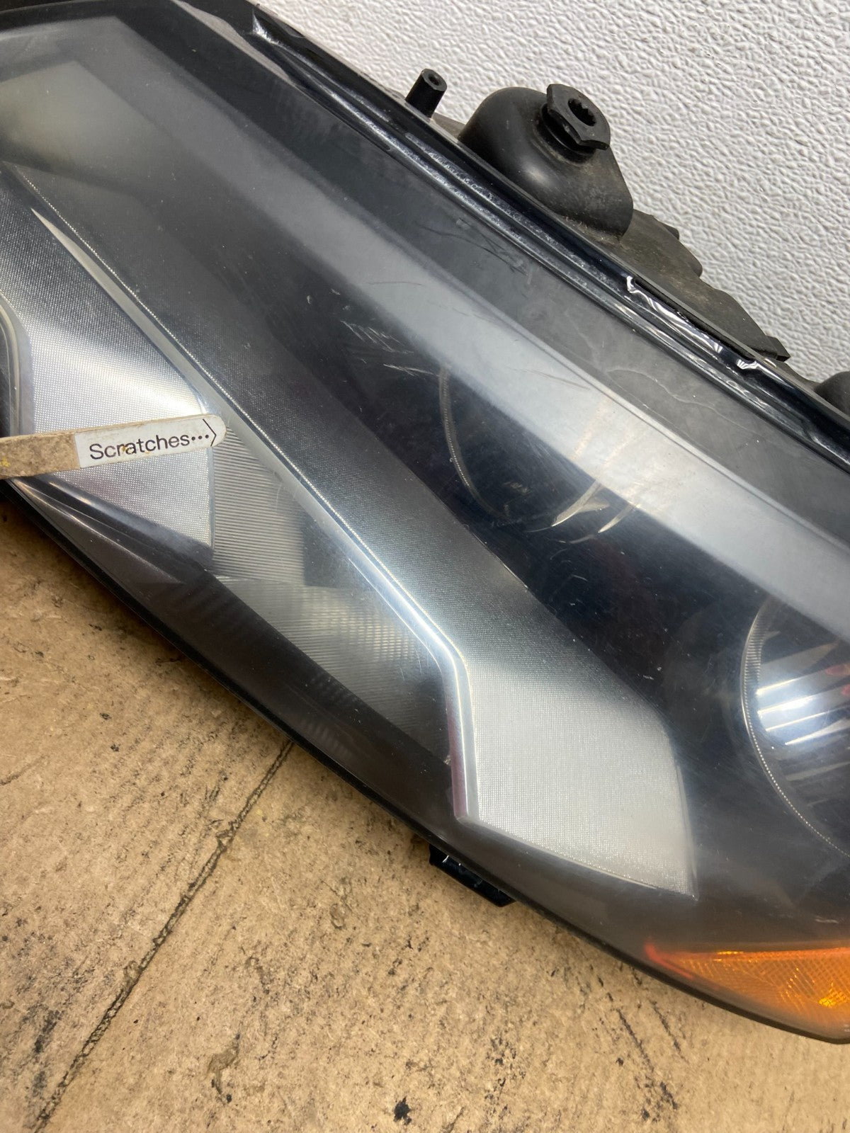 2012-2015 Volkswagen Passat Left Driver LH Side Halogen Headlight OEM AC3717 DW3