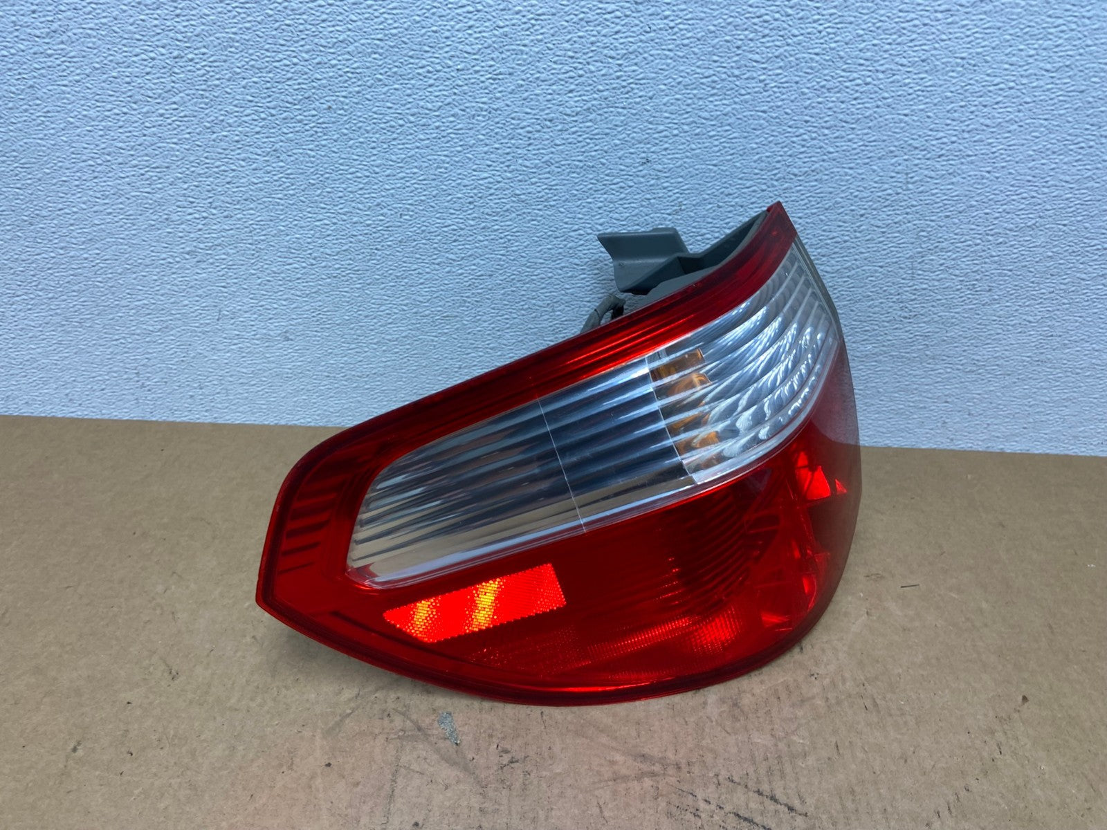 2005 2006 2007 Honda Odyssey Left Driver LH Side Tail Light AC2970 LK2