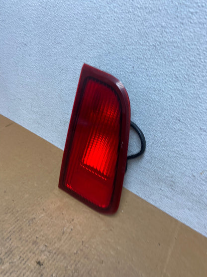 1998-2002 Lincoln Navigator Left Driver Lh Side Tail Light Inner AE0617 LK1
