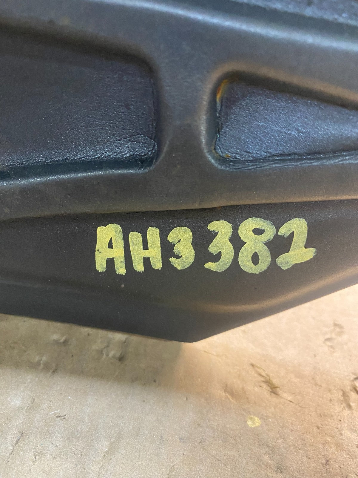 2003 to 2017 Chevrolet Express G2500 G3500 Left Side Door View Mirror AH338210