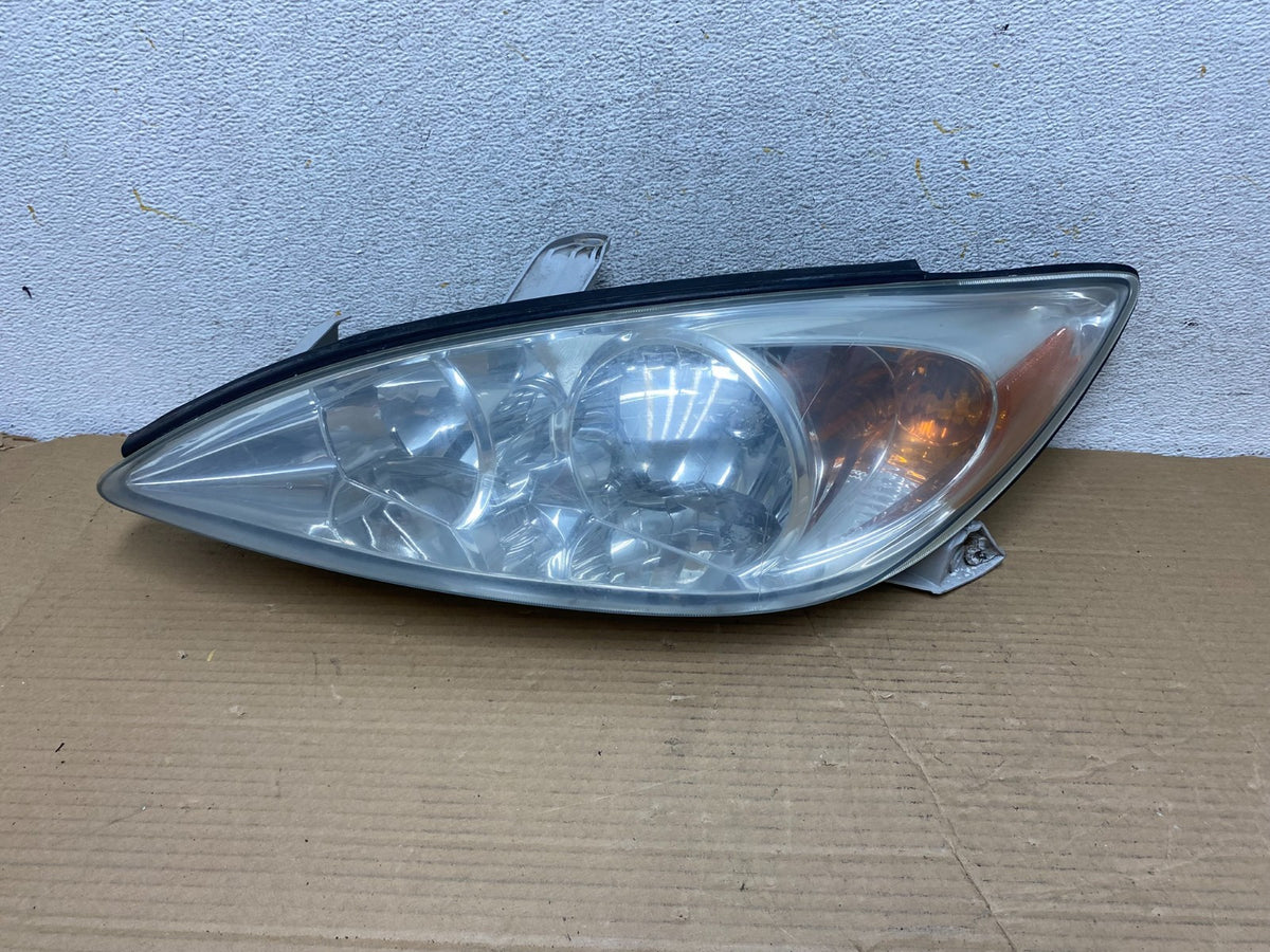2002 2003 2004 Toyota Camry Left Driver Lh Side Halogen Headlight AH2444 DW0