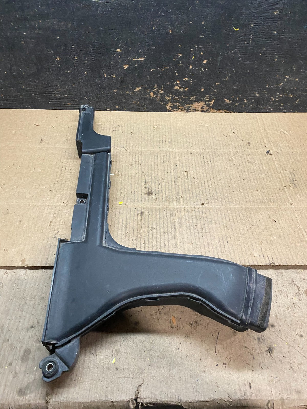 2009 to 2014 Nissan Maxima Upper Air Intake Duct  OEM x9688 DG3