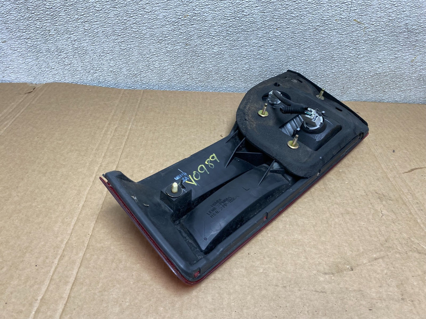 2001 to 2002 Honda Accord Left Driver LH Side Inner Tail Light OEM V0989 DW5