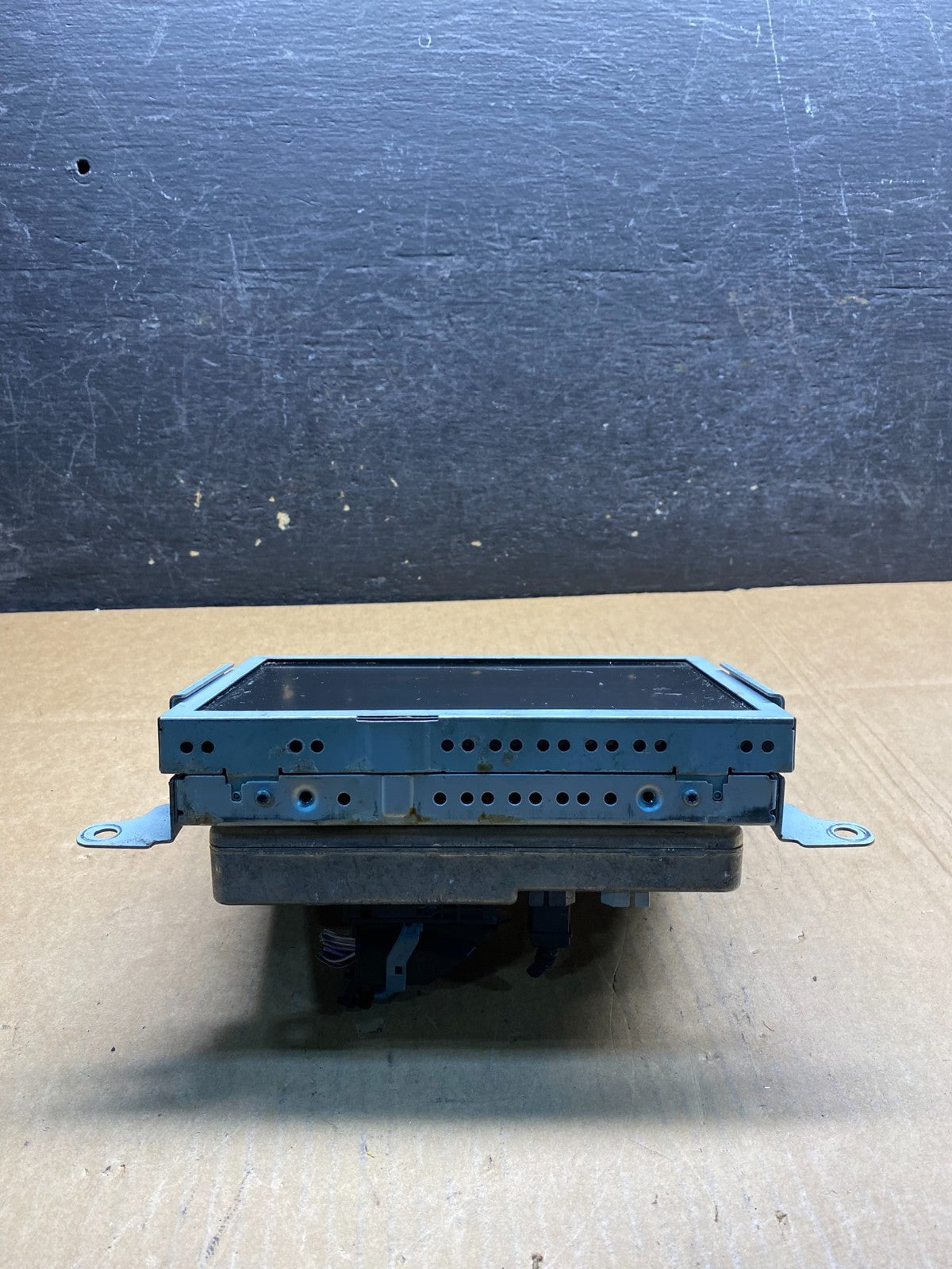 2013 to 2016 Ford Taurus Radio Information Display Screen Monitor ai9694 DG3
