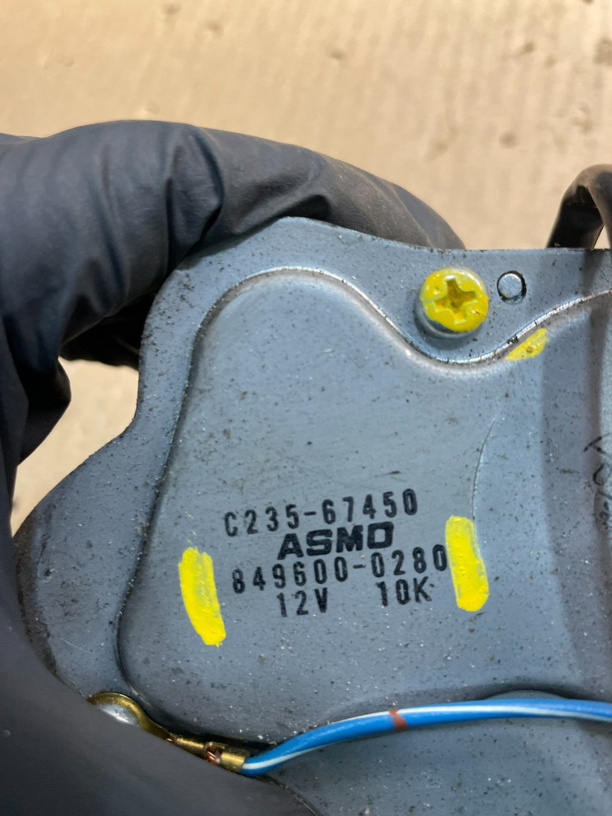 2006 to 2005 Mazda 5 Windshield Rear Wiper Motor X0537 DG6