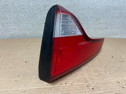 2014 - 2015 Kia Sorento Right Passenger RH Side Inner Tail Light OEM AA8790 LK2