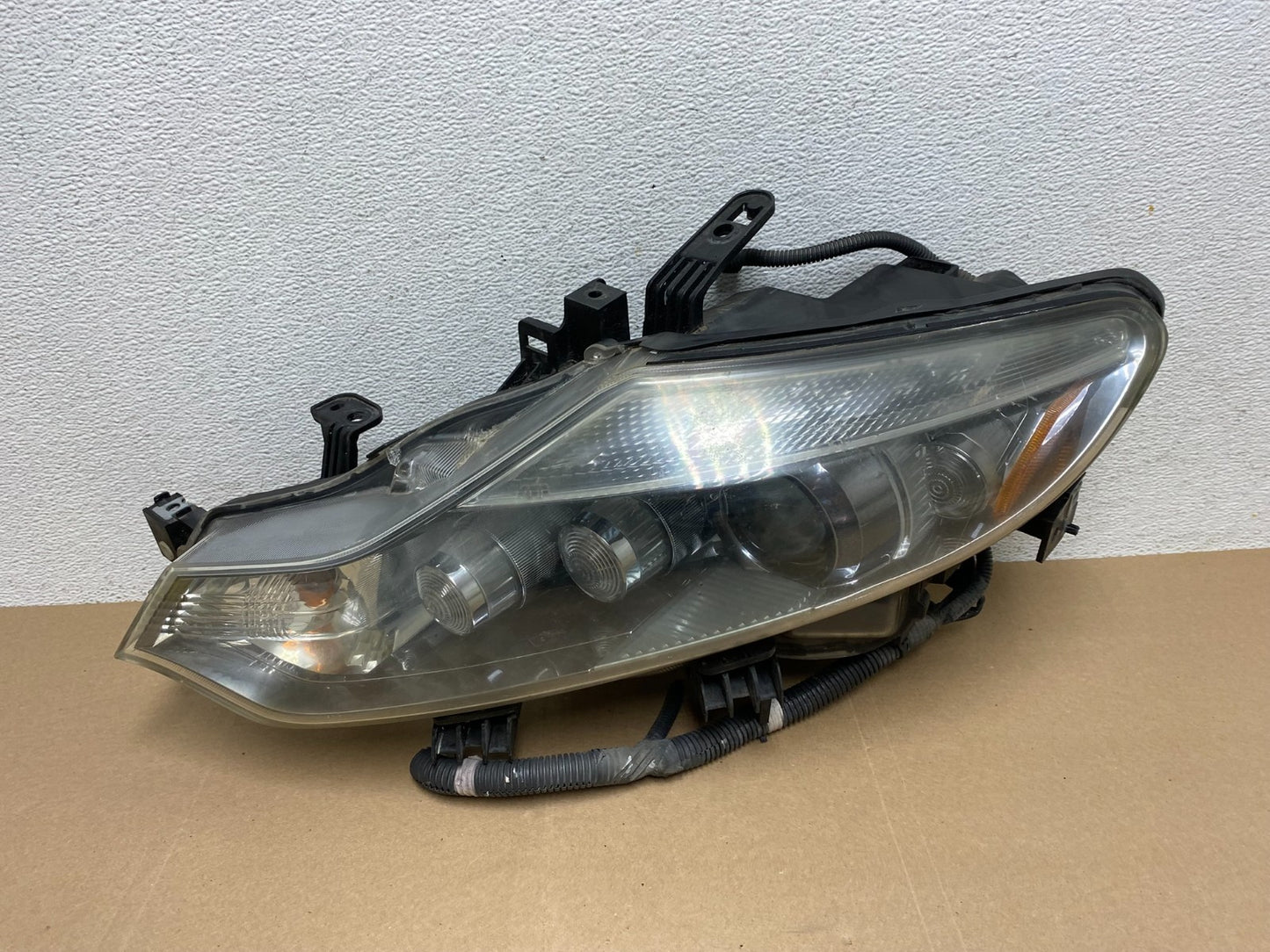 2011 to 2014 Nissan Murano Headlight Left Driver LH Side Xenon Hid AE6626 DW0
