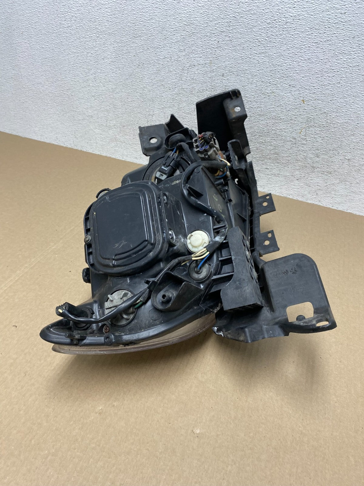 2008 - 2014 Subaru Tribeca Left Driver LH Side Halogen Headlight AE6906 DW9