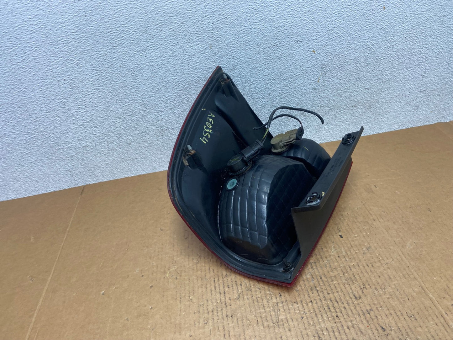 2003 2004 2005 2006 Ford Expedition Left Driver Lh Tail light AE0354 LK4