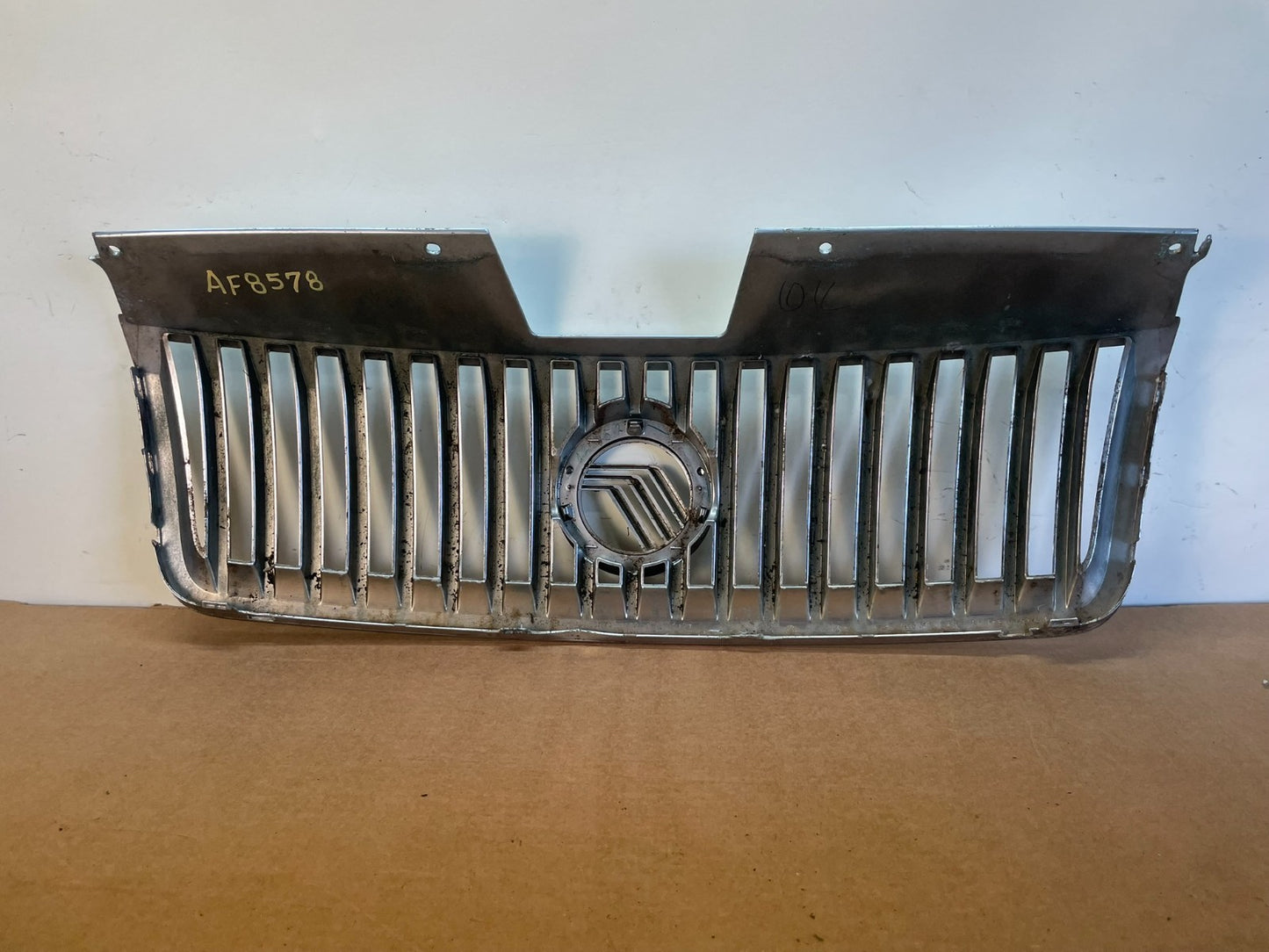 2006 2007 2008 2009 Mercury Milan Front Upper Chrome Trim Grille af8578 DG3