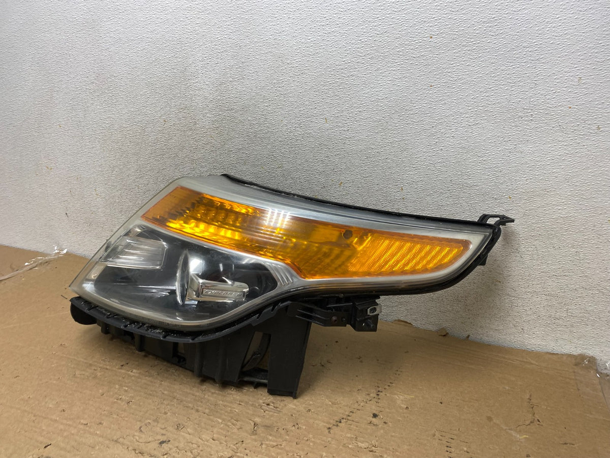 2011 to 2015 Ford Explorer Left Driver LH Xenon Headlight AH9209 DW2
