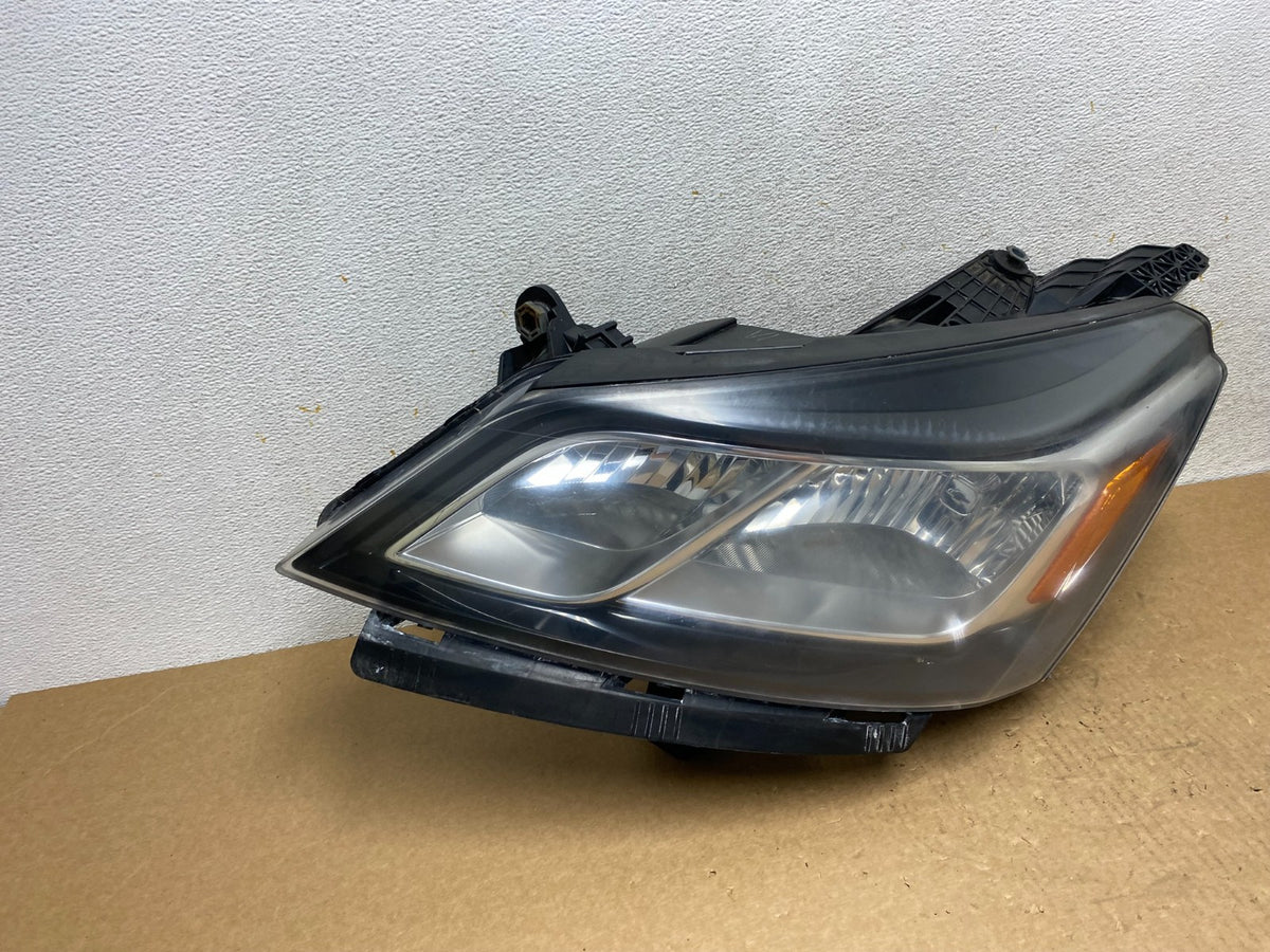 2013-2017 Chevrolet Traverse Left Driver LH Side Headlight Halogen AI3404 DW2