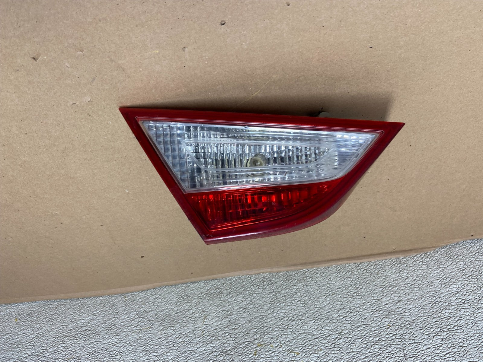 2011 2012 2013 2014 Hyundai Sonata Left Driver Inner Tail Light Oem AA9837 LK0