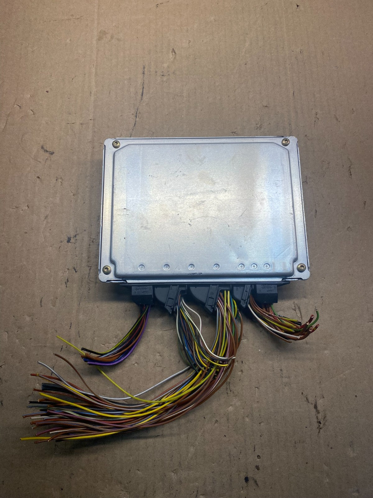 2001 to 2002 BMW X5 ECM ECU Engine Control Computer Module AE7752 DW1