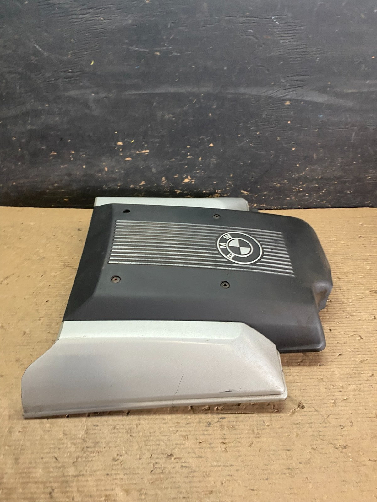 2003 BMW X5 V8 Engine Motor Top Cover Trim s3470 DG3