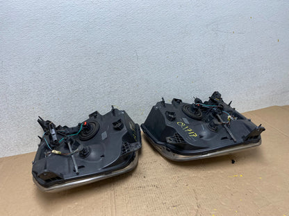 2007 - 2014 GMC Yukon Halogen Headlights Left+Right Side Set Q1717 DW17