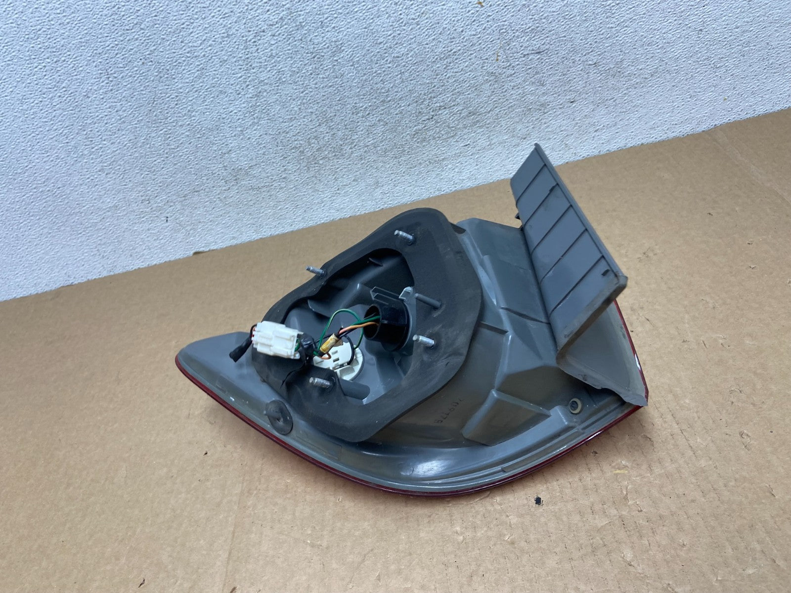 2006-2008 Kia Optima Left Driver Lh Side Tail Light af9570 DG5