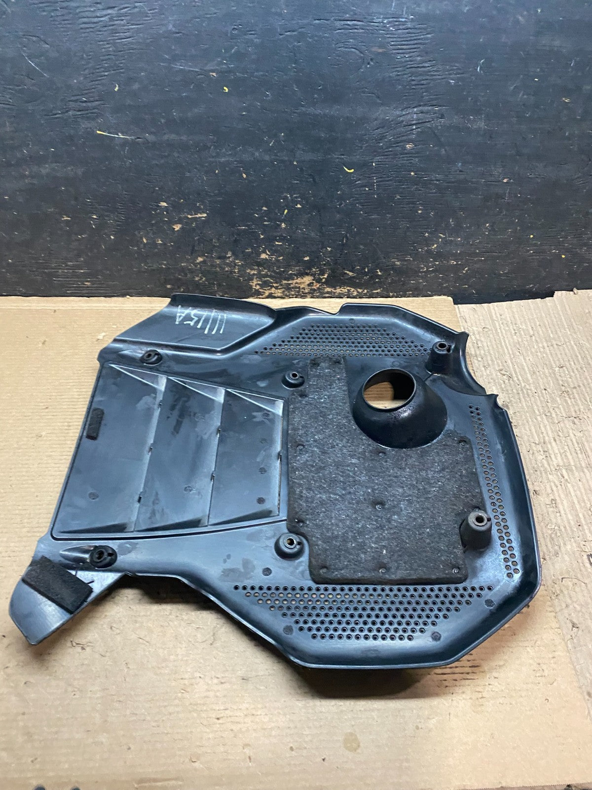 2006 to 2008 Hyundai Sonata V6 Engine Motor Shield Cover OEM V9403 DG6