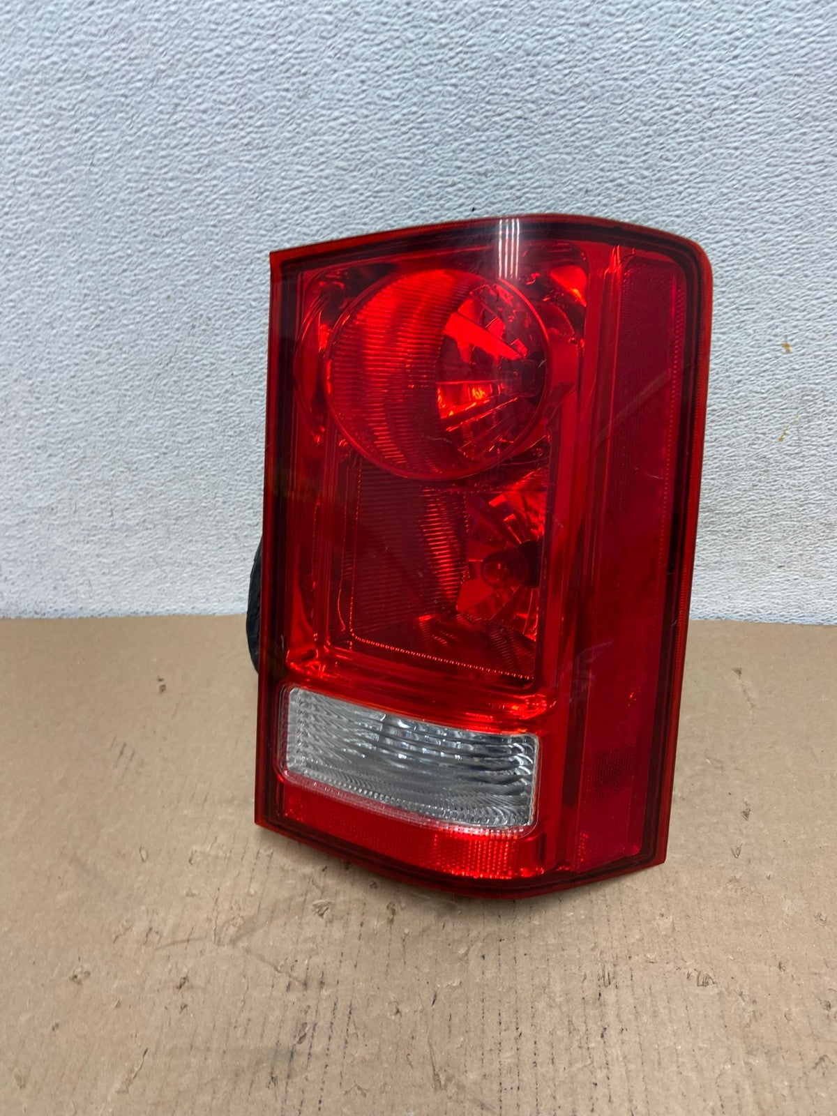 2009 to 2015 Honda Pilot Right Passenger Rh Side Tail light AF3172 LK0