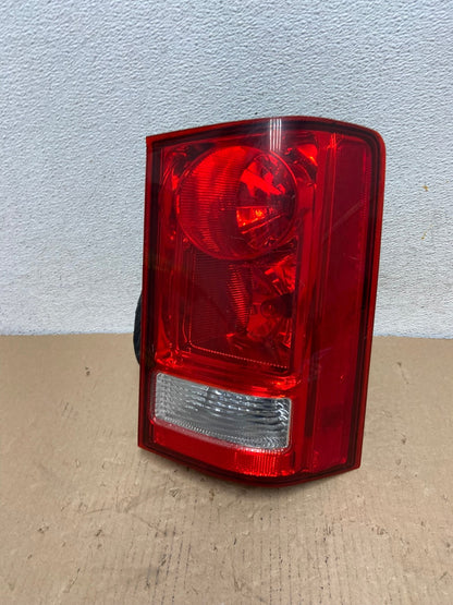 2009 to 2015 Honda Pilot Right Passenger Rh Side Tail light AF3172 LK0