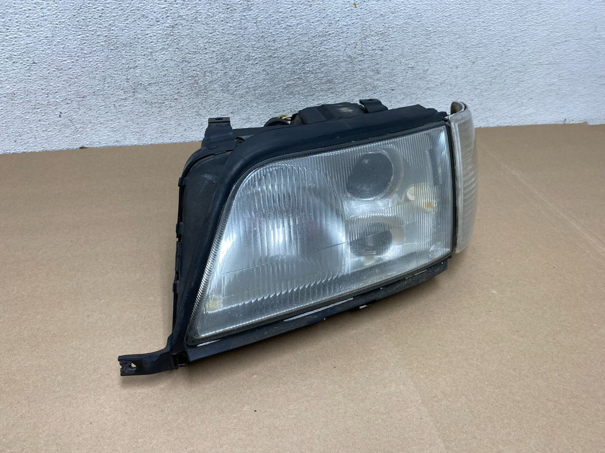 1995 to 1998 Audi A6 Driver Left LH Side Headlight AG44842