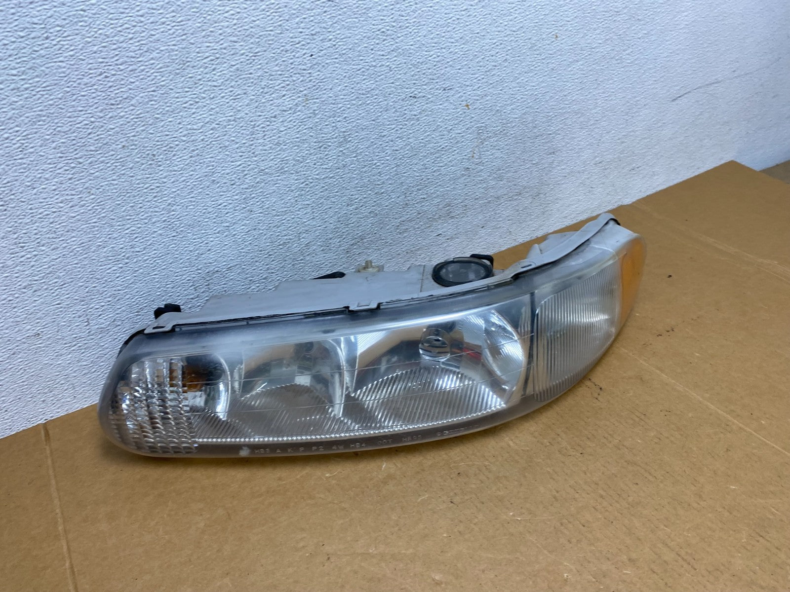 1997-2005 Buick Century Left Driver LH Side Headlight Halogen AD8969 DW2