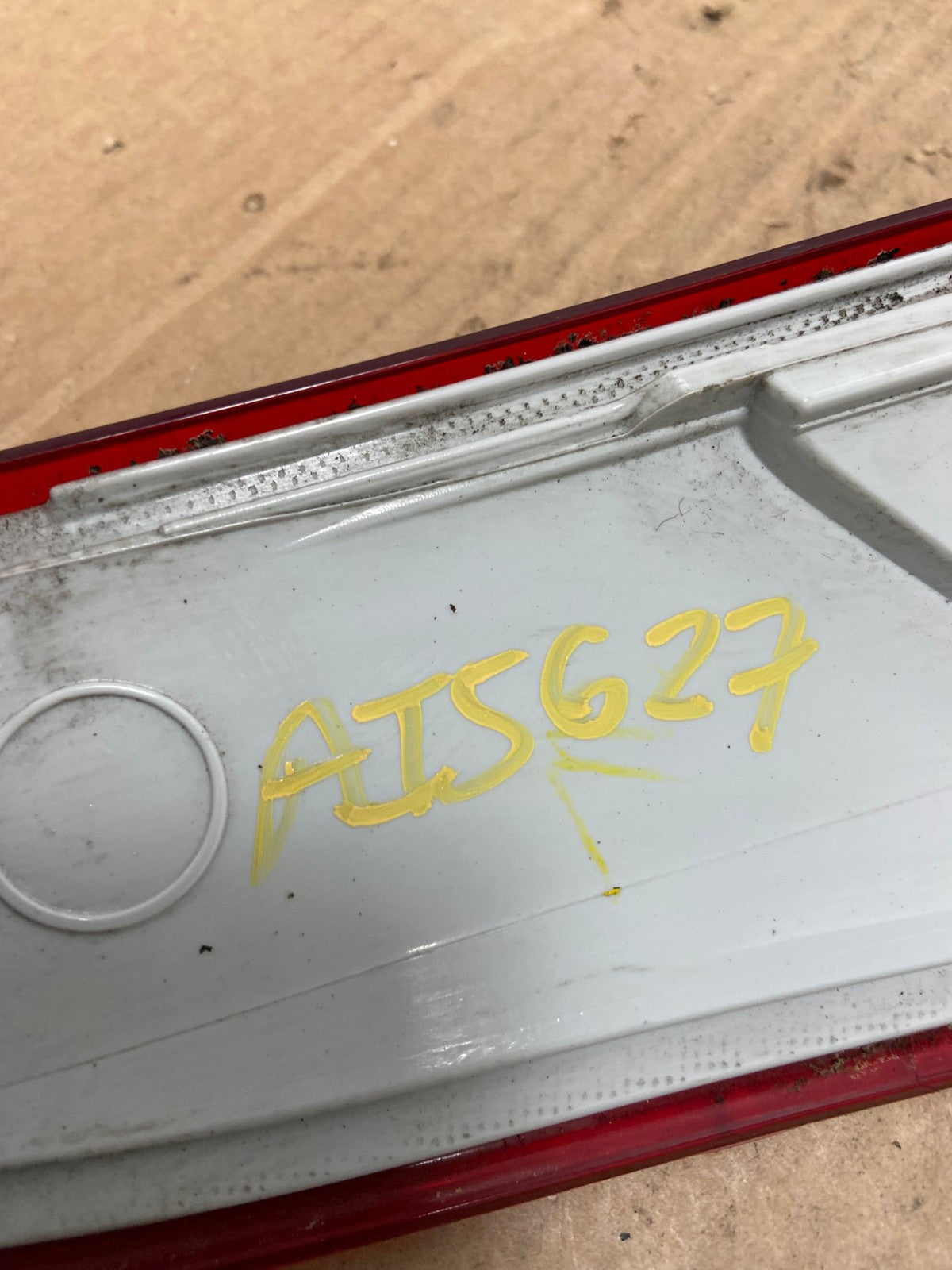 2013 to 2016 Ford Escape Right Passenger RH Side Tail Light AI5627 LK8
