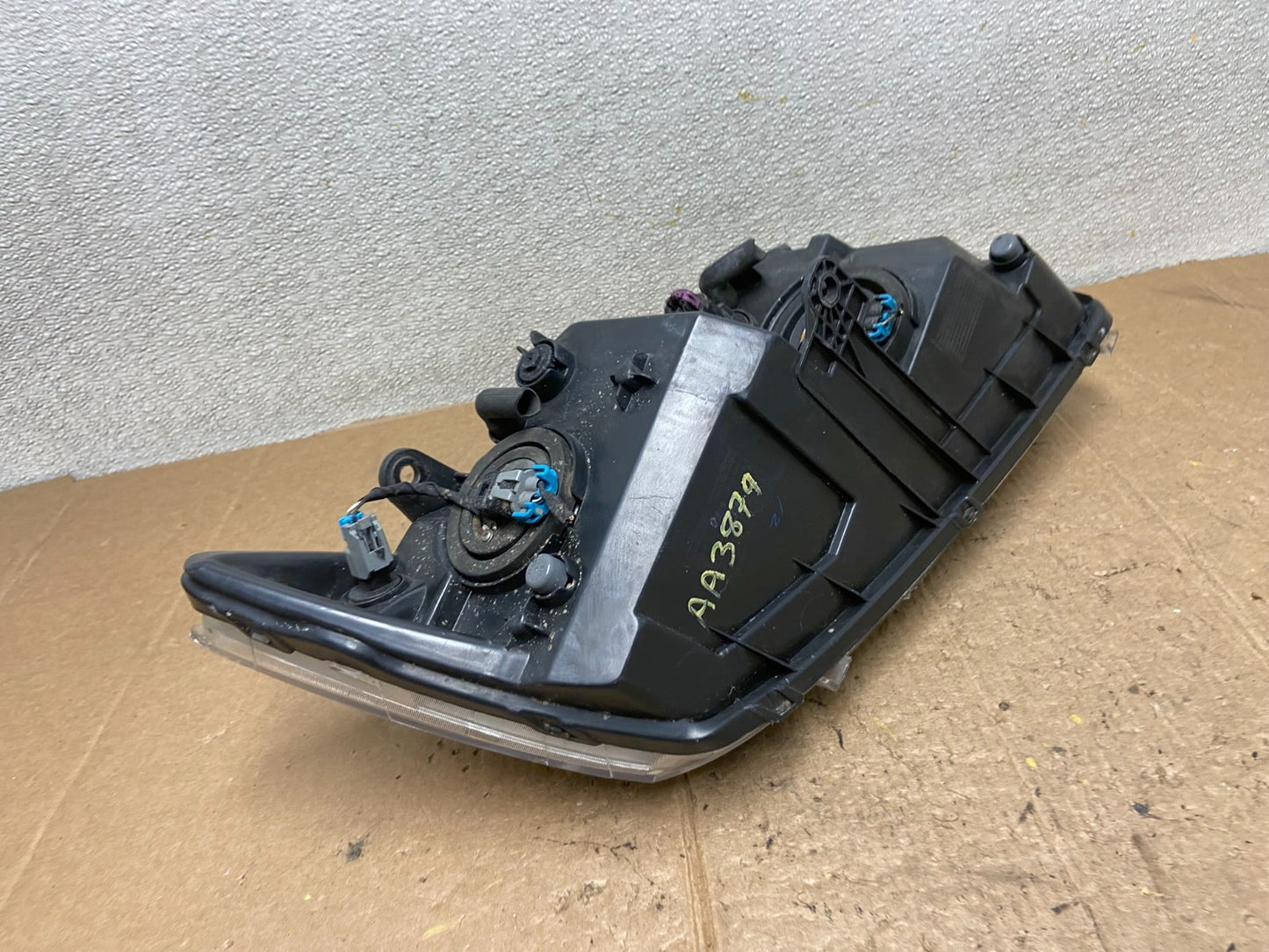 2009 to 2017 Dodge Journey Headlight Left Driver Lh Side Halogen Oem AA3879 DW6