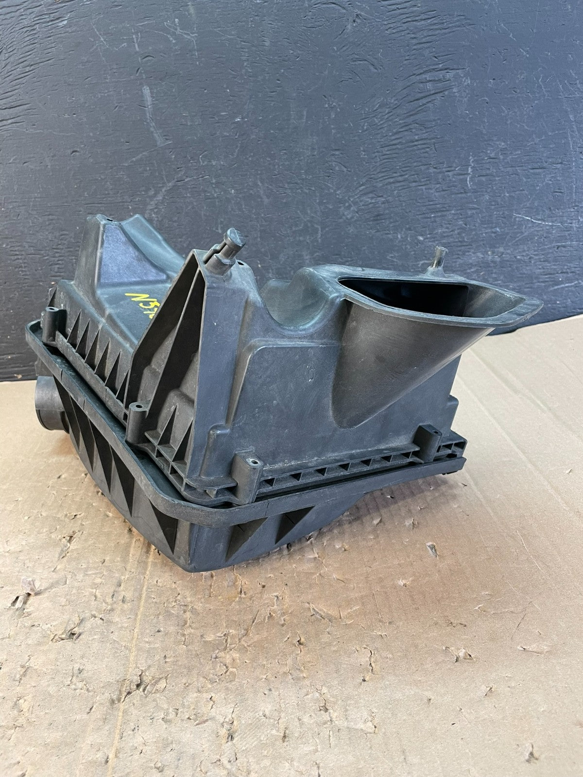 2013 to 2016 Chevrolet Malibu Air Cleaner Box 2.4L AD82675