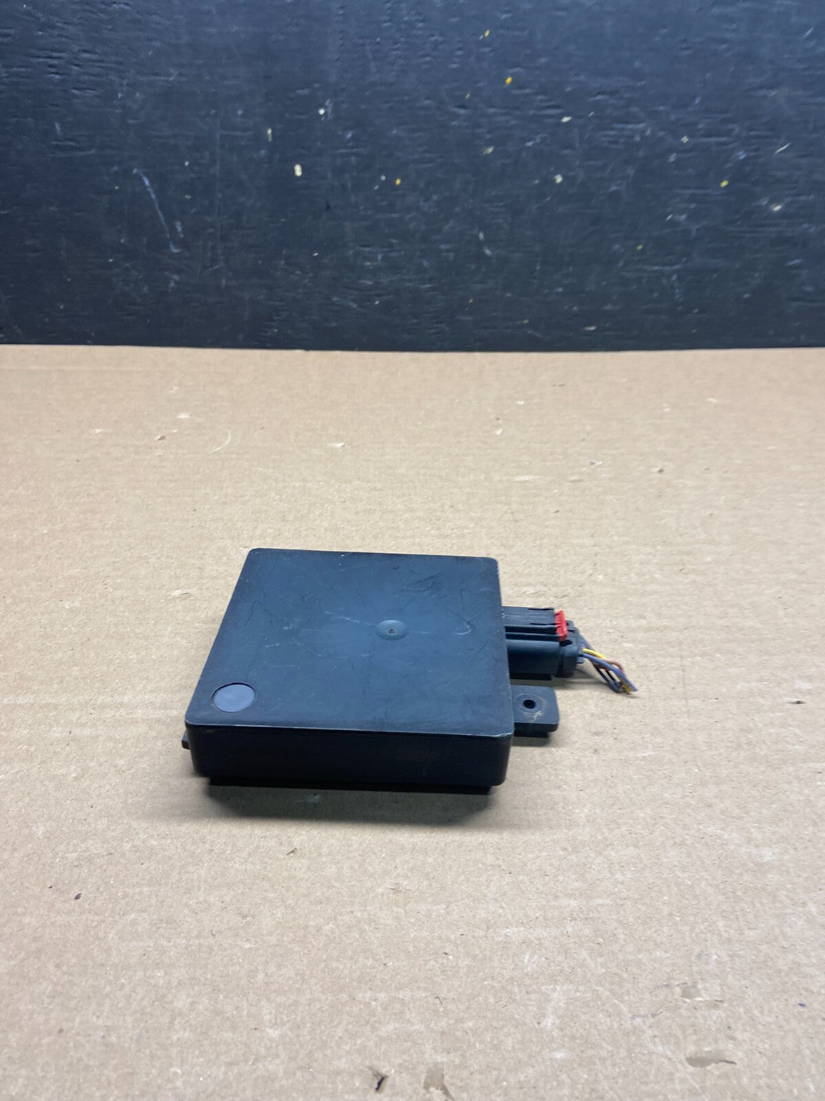 2010 2011 2012 Ford Lincoln Rear Radar Blind Spot Module L1868 DG OEM2