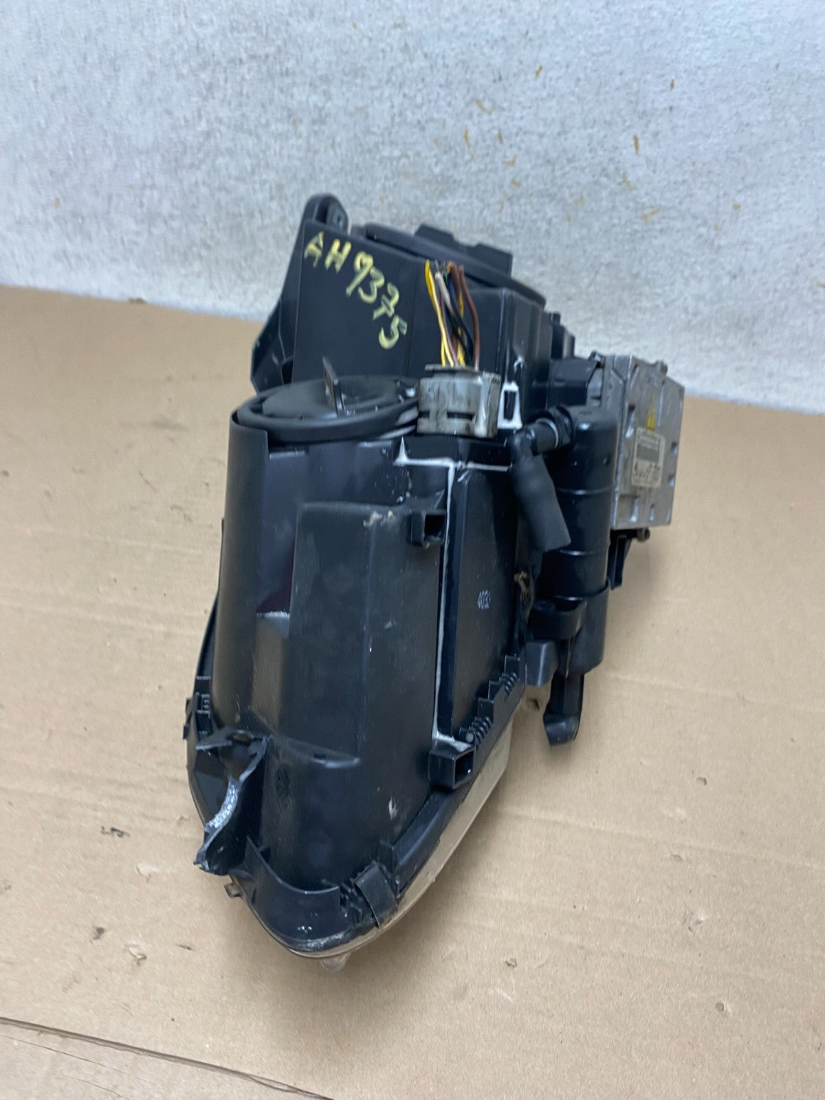 2008-2011 Mercedes C-Class C350 C300 Right Passenger Xenon Headlight AH9375 DW9