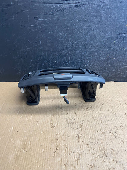 2007-2010 Hyundai Elantra Radio Heat AC Climate Control Air Vent Bezel AF1550 DG3