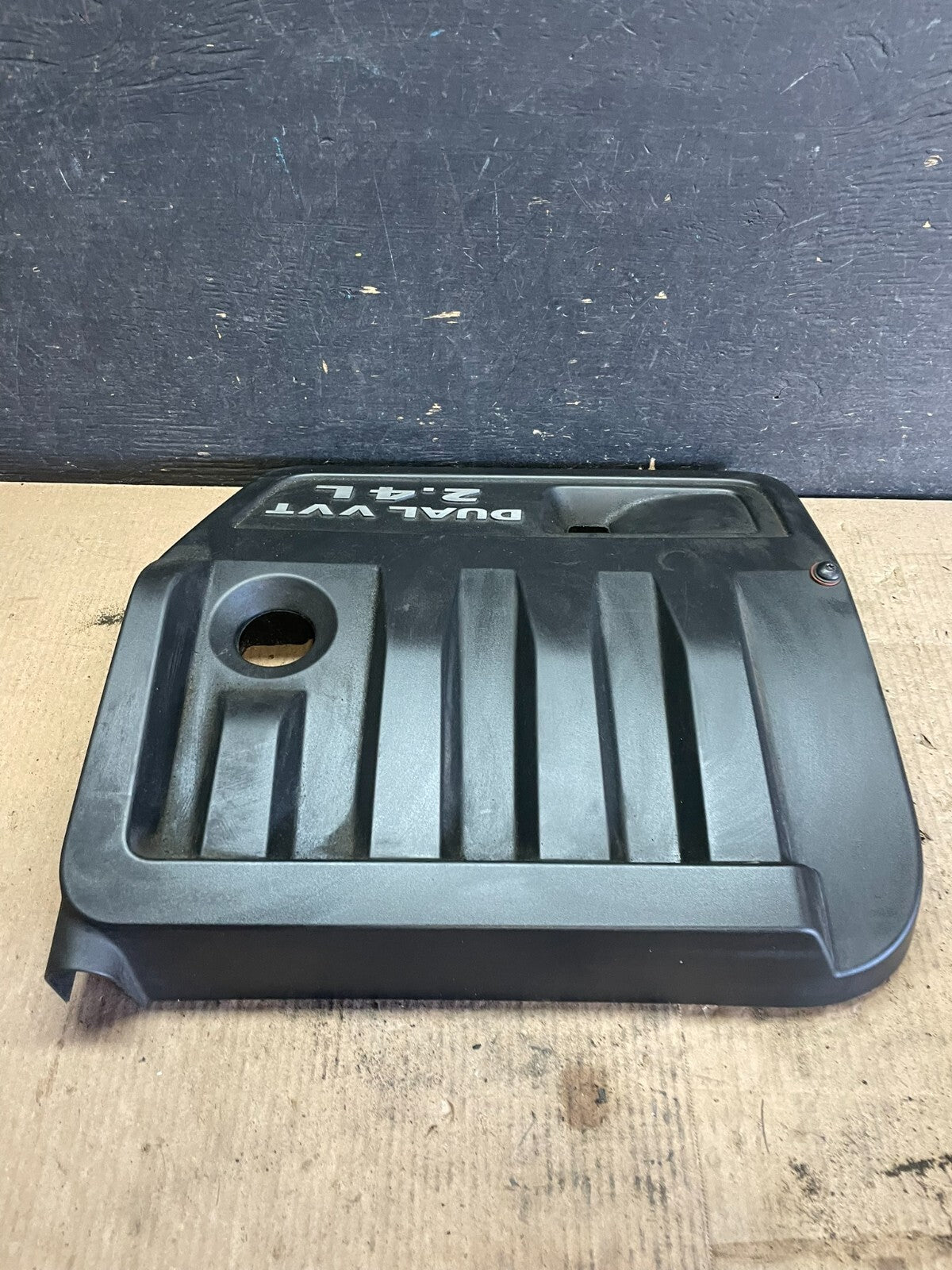 2012 to 2014 Chrysler 200 Engine Cover Top Lid Cover M8837 DG1