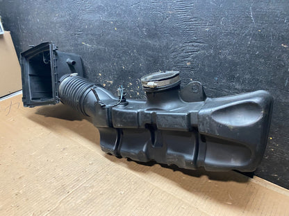 2011-2022 Jeep Grand Cherokee 5.7L V8 Air Cleaner Hose Tube OEM Y1852 DG7