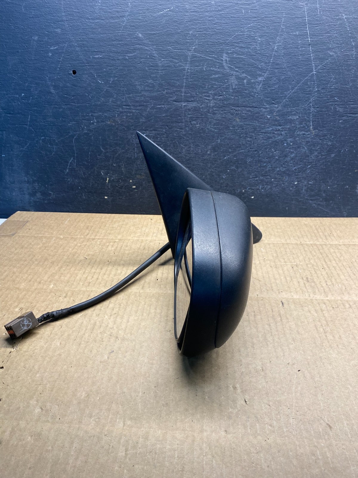 2003 - 2011 Ford Crown Victoria Right Passenger View Door Heat Mirror AG7278 DG9